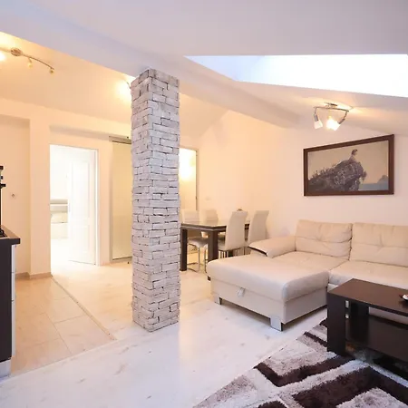 Skroce Appartement *