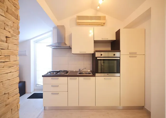 Skroce Apartman Zaton