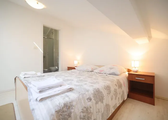 Skroce Apartman Zaton